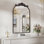 Miroir mural de salle de bain rétro avec cadre en métal baroque pour un décor élégant
