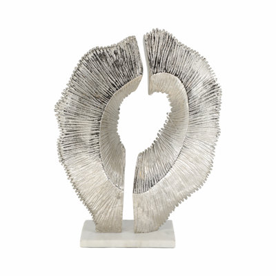 18" Shiloh Carved Statuary, Silver