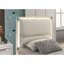 Cadre de lit simple contemporain blanc perle avec tissu, bois d'hévéa massif, bois d'ingénierie et panneaux de tête de lit à DEL avec style et design-484390029