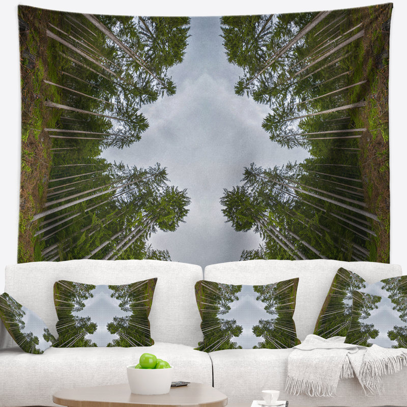 Tapisserie de paysage composé de conifères, H 50 po x l 60 po