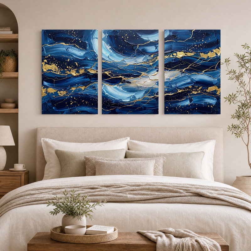 Ensemble de 3 toiles abstraites bleu marine et or texturées, H 24 po x l 16 po x 3 pièces