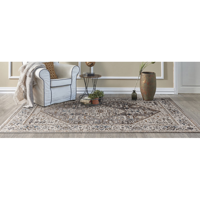 Cromp Geometric Indoor Rug, Rectangle 3'3" x 4'7"
