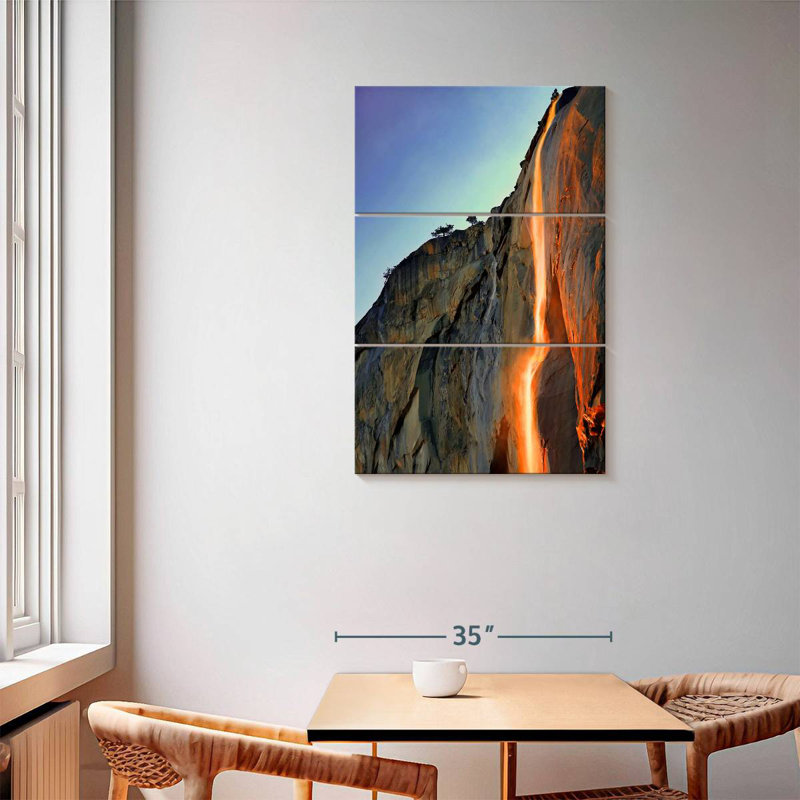 Cascade Yosemite, H 57 po x l 36 po