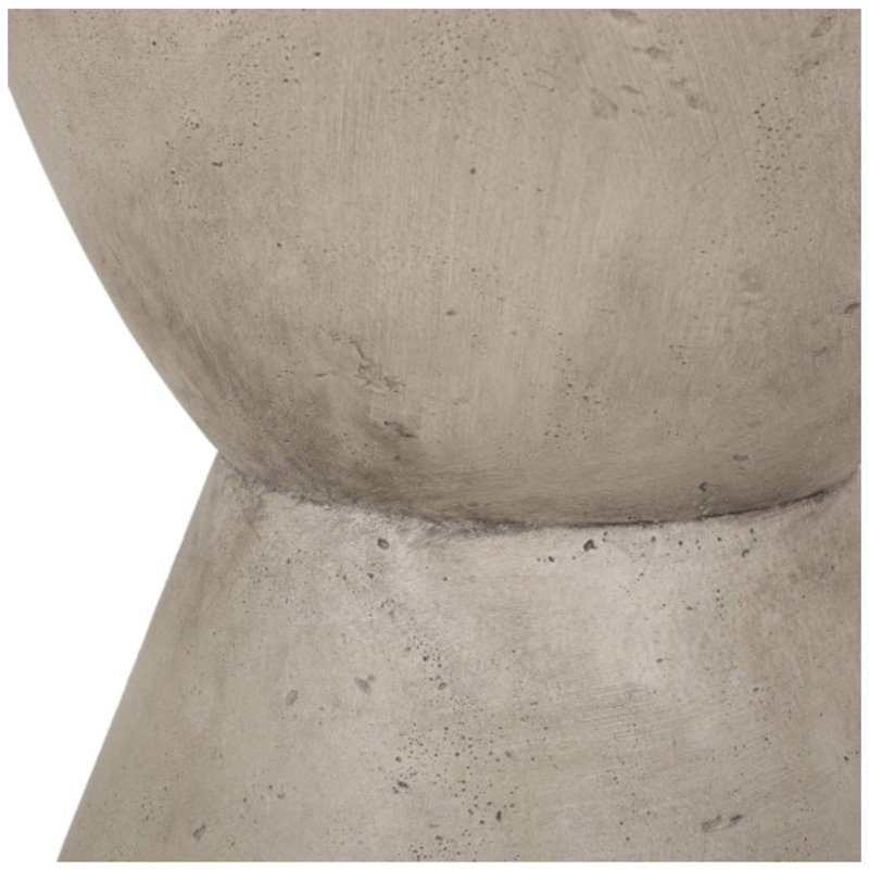 Table d'appoint d'extérieur parfaite pour les coins lecture et terrasse