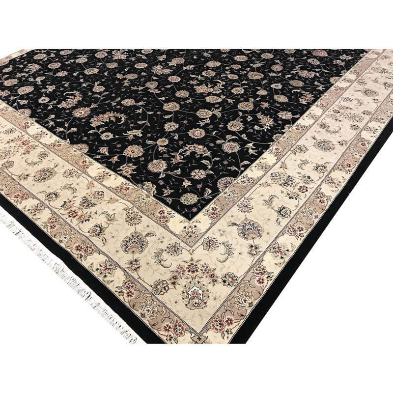 Elegance Oriental Area Rug in Black/Ivory