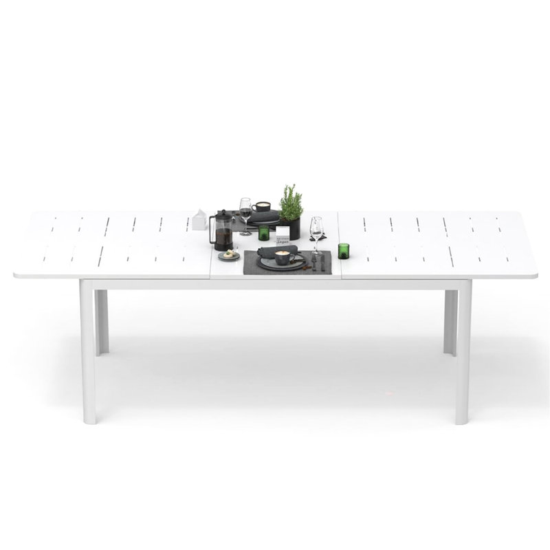 Versatile Expandable Outdoor Metal Table For Various Occasions And Spaces