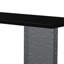 Long bureau en bois pour lire et étudier-473893624
