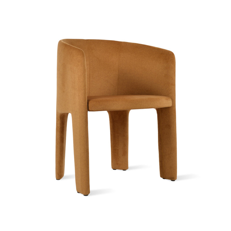 Fauteuil Camilla en velours cognac