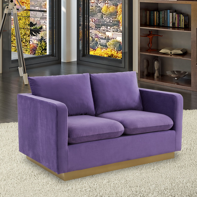 Causeuse en velours de style Mid-Century Berengarius de 55 po, base dorée, sans assemblage, Mauve