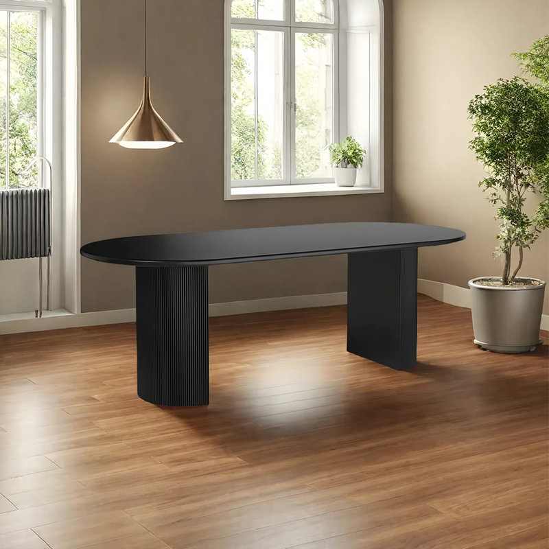 Table de salle à manger ovale noir mat, H 29,52 po x L 62,99 po x l 31,49 po 