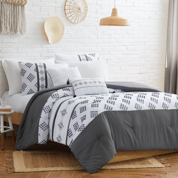 Modern Threadsembroidered Comforter Set 