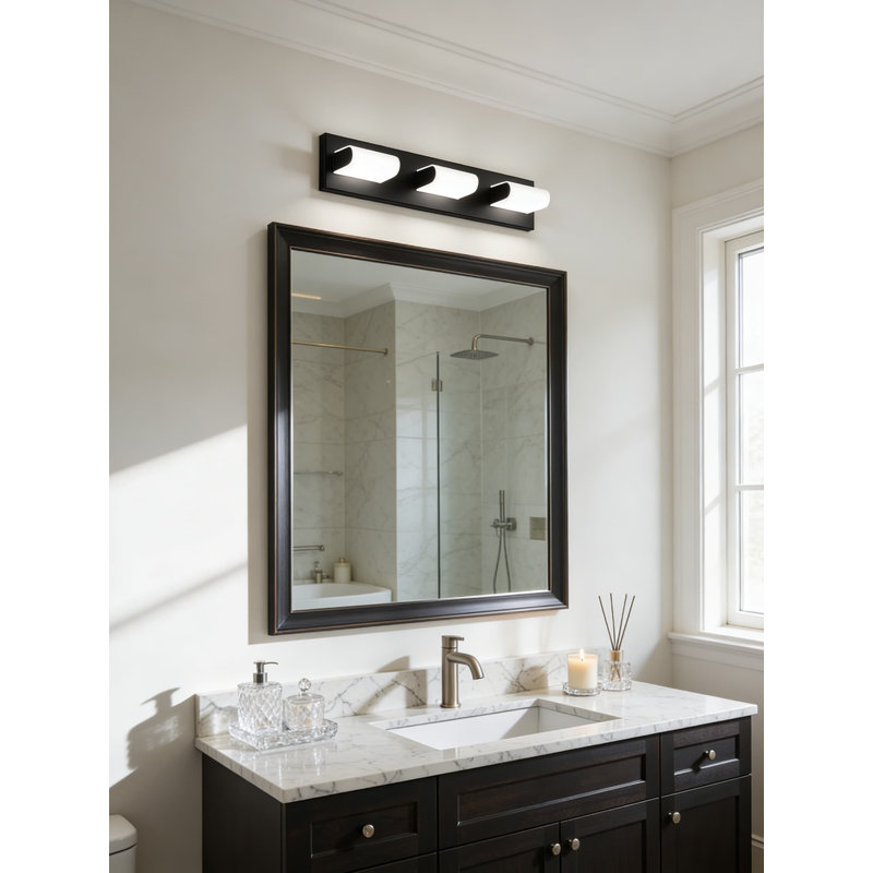 Luminaire de meuble-lavabo moderne à DEL, applique murale noire matte à 3 lumières avec lumière du jour 5000K, éclairage écoénergétique pour miroir, vestiaire et chambre à coucher