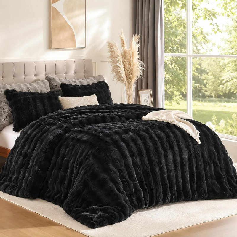Fluffy Comforter Set Ultra Soft & Warm Faux Fur Comforter With Pillowcases For Winter, Black
