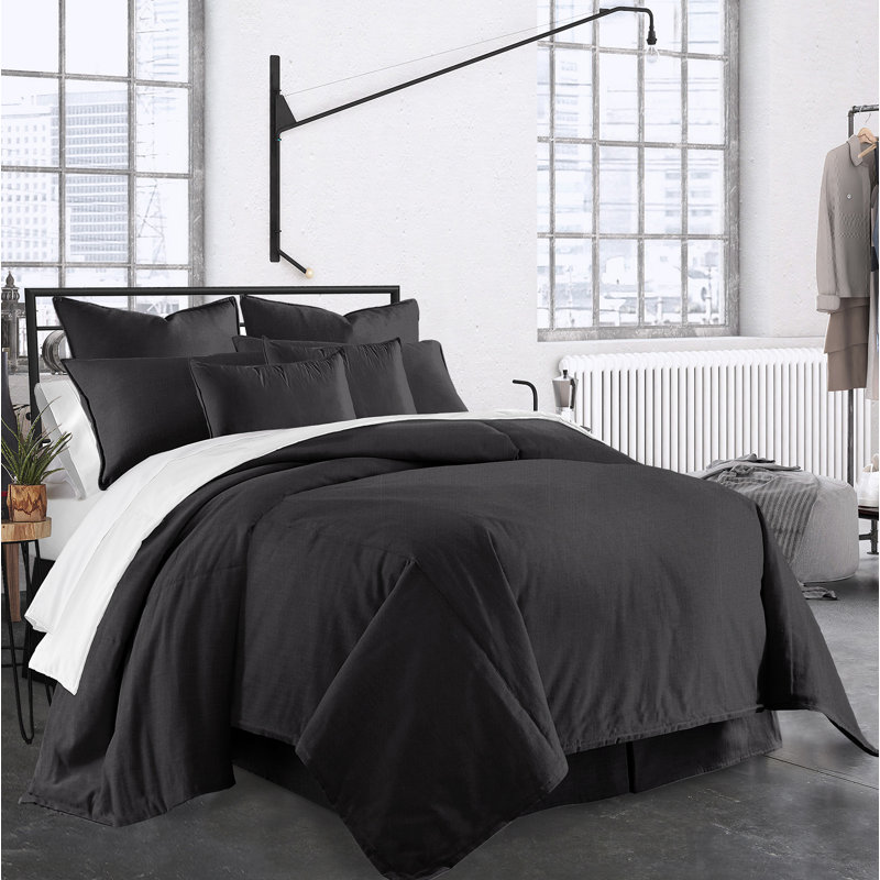 Efrat Coverlet Set, Cal. King Coverlet + 2 Shams + 2 Throw Pillows, Red