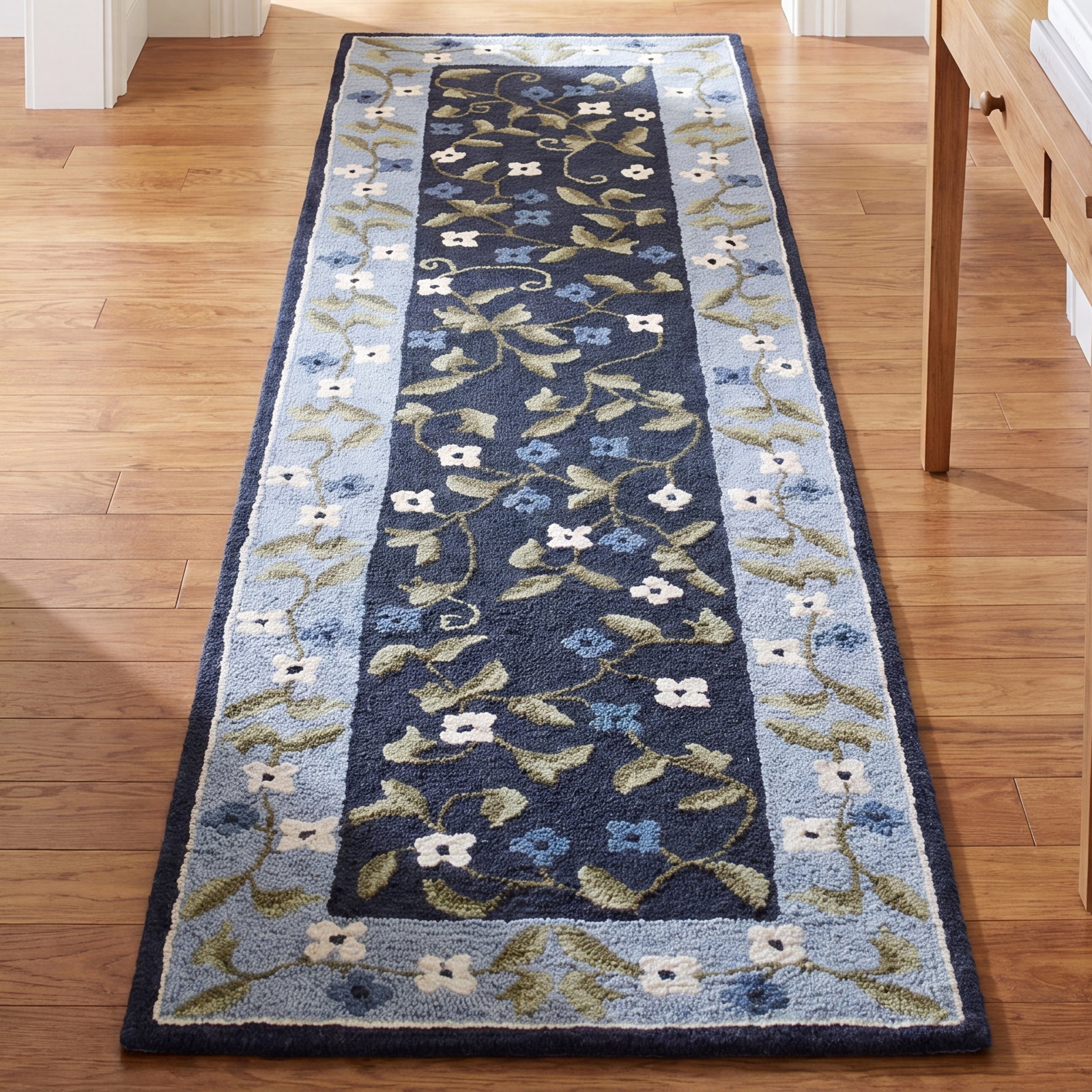 Hand-Tufted Wool Floral Outdoor Rug, Runner 2'3" x 8'