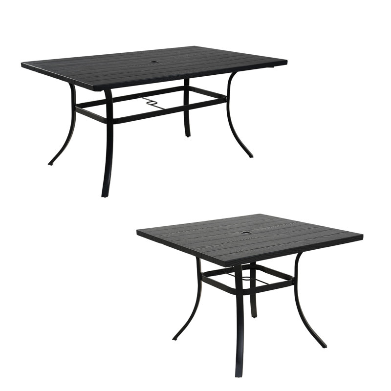 Table de salle à manger en métal