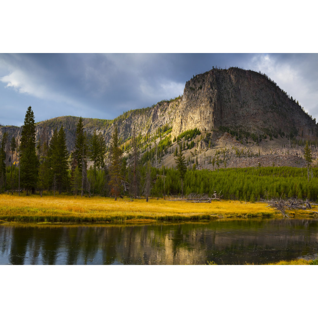 Mount Hayden In Yellowstone National Park von JamesBrey - Leinwandbild