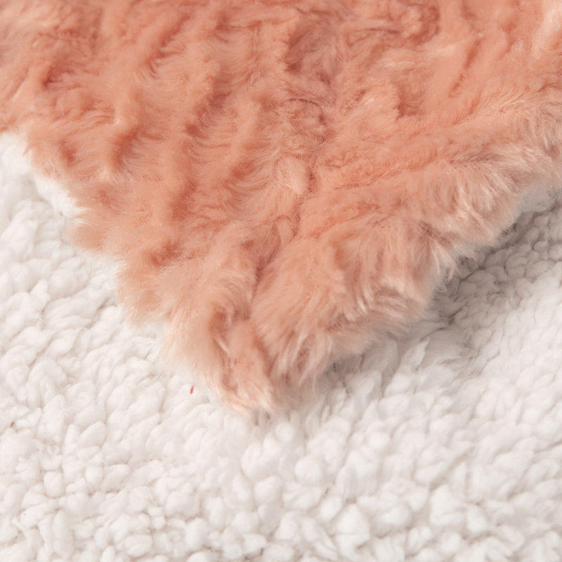 DaDa Luxury Soft Faux Fur Sherpa Blanket, Queen, Peach