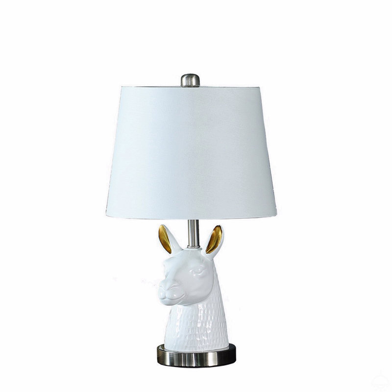 Lampe de table 20,5 po en résine