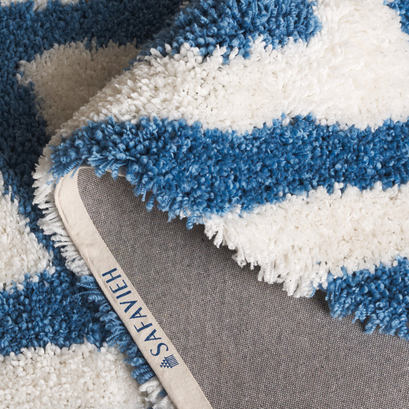 Delane Handmade Tufted Ivory/Blue Area Rug, Rectangle 5' x 8'