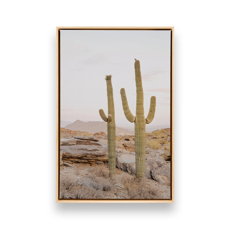 «Desert Majesty» sur toile par Krista Mosakowski, Cadre américain en érable flottant, H 50 po x l 34 po