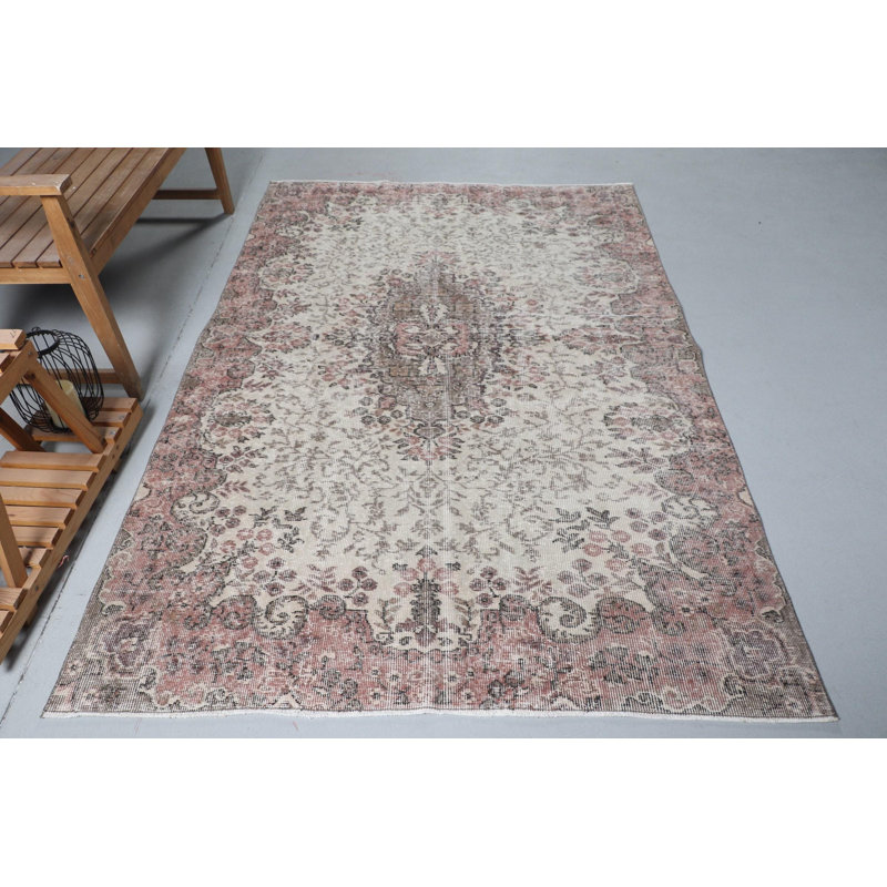 Tapis rétro en laine rose Oushak