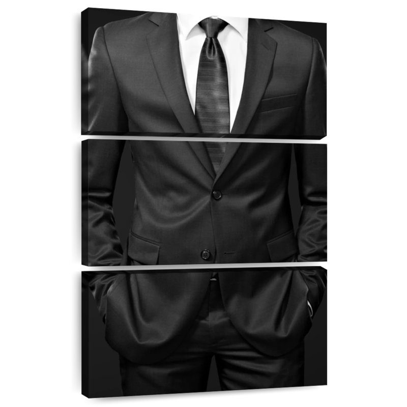 Navette d'homme d'affaires sur fond noir, H 32 po x l 20 po