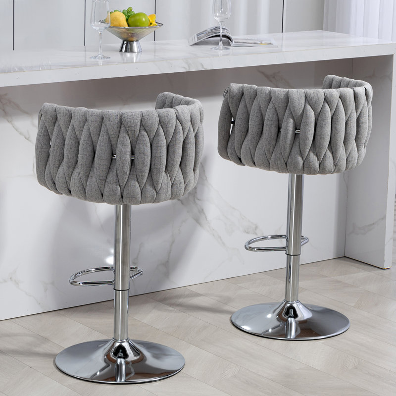 Ensemble de 2 tabourets de bar pivotants à 360 ° avec housse en tissu, chaises de bar réglables à hauteur de comptoir avec dossier tissé et repose-pieds, tabourets de bar chromés argentés pour îlot de cuisine, café, pub (gris)