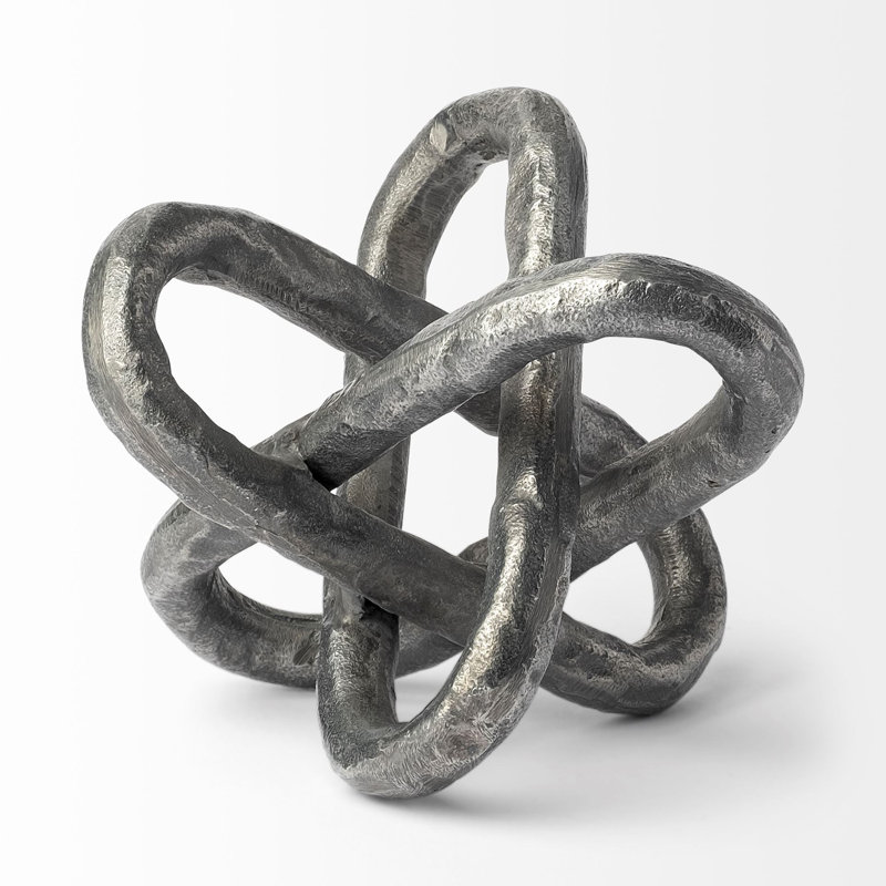 Petite sculpture en métal à maillons de chaîne en argent