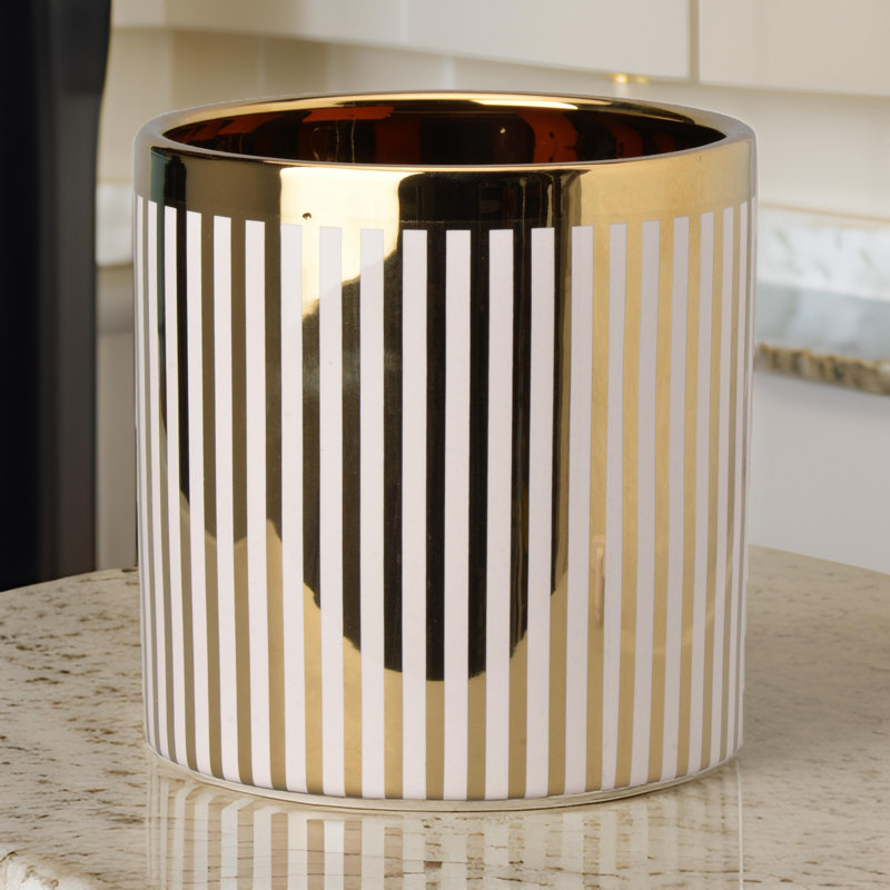 Eula Ceramic Pot Planter