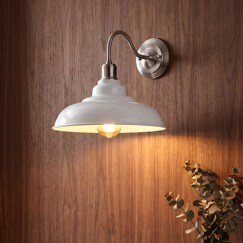 Pateros Armed Sconce, White