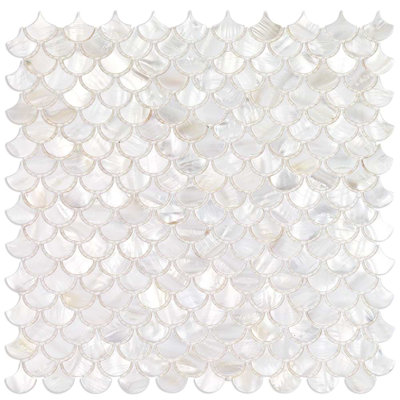 Oyster 1" Fish Scale Polished Pearl Mosaic Tile