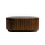 Table basse ronde moderne fabriquée à la main de 2 personnes, bord rayé, multifonctionnel pour le salon comme table de bout ou de centre, et assemblage de rayures faites à la main, utilisation polyvalente