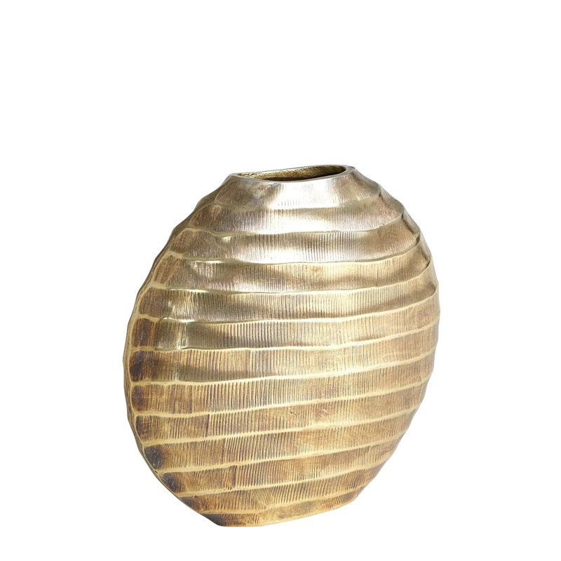 Vase ovale chassé - laiton antique, H 11 po x l 11,75 po x P 3,25 po