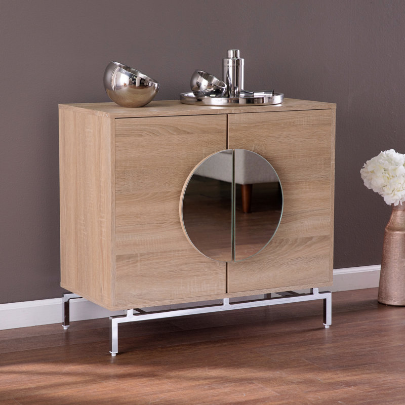 Bar avec rangement pour le vin