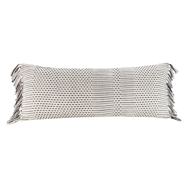 Coussin décoratif tissé avec frange 15 po x 35 po Mavis