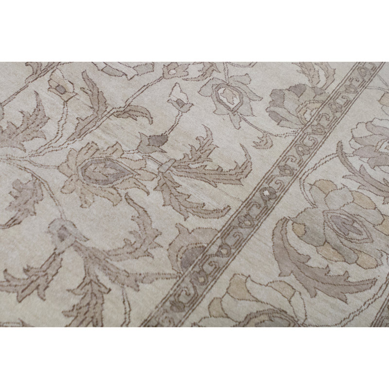 Hand-Knotted High-Quality Beige Area Rug