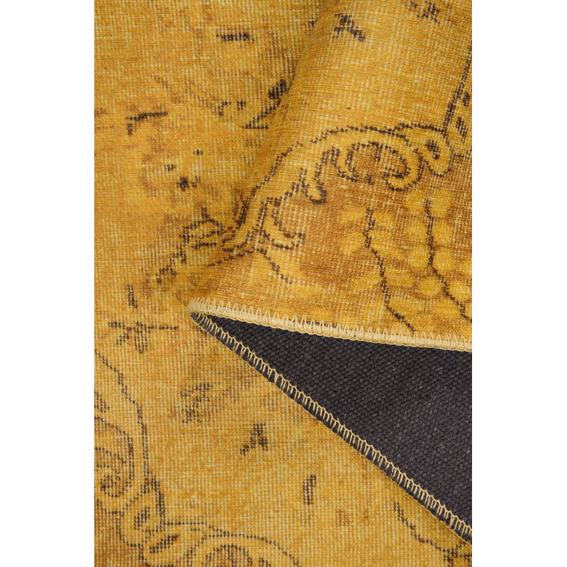 Tapis jaune décoratif à base rétro tissé, Tapis de couloir 2 pi 6 po x 7 pi 7 po