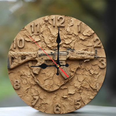 Horloge arme sur terre craquelée