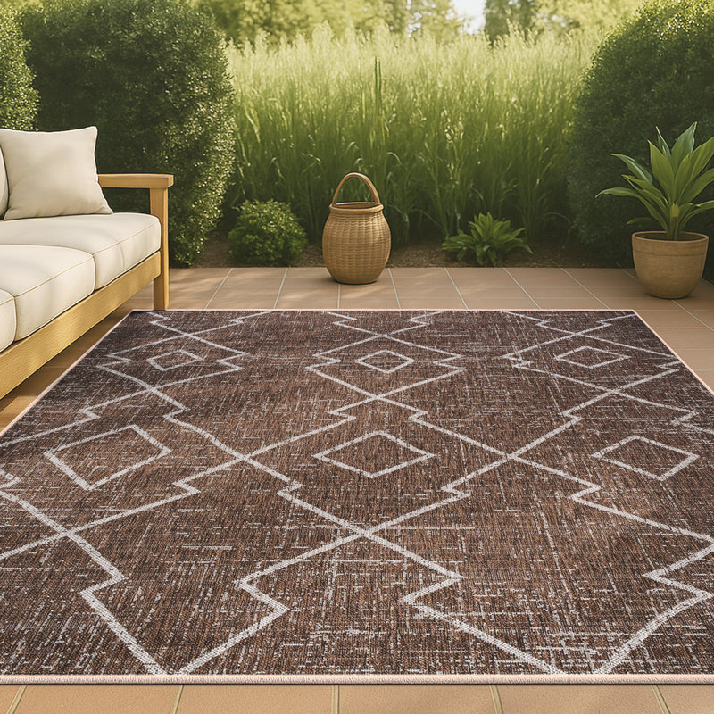Mudd Tribal Diamond Trellis Brown/Beige Indoor/Outdoor Rug, Rectangle 3'11" x 6'