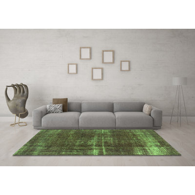 Tapis vert / noir en chenille / polyester tissé à la machine Barty