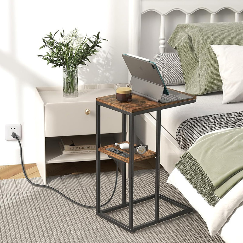 Table de bout en forme de C avec station de charge pour salon, chambre à coucher, table de canapé avec ports USB et prises pour les petits espaces, table de C