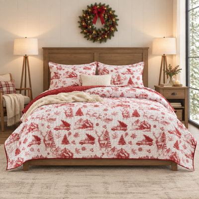 Reversible Christmas Reindeer Quilt Set
