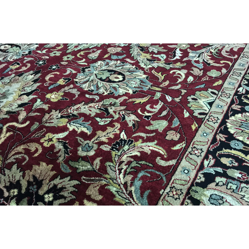 Tapis noir et vin de haute qualité noué à la main