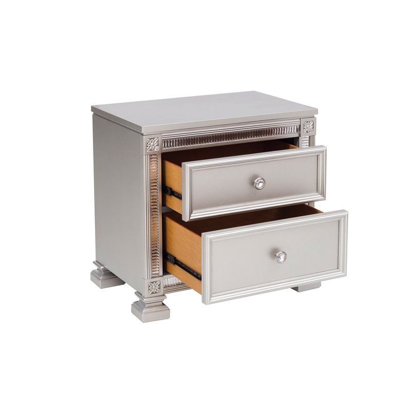 Table de chevet moderne avec 2 tiroirs et quincaillerie à boutons argentés