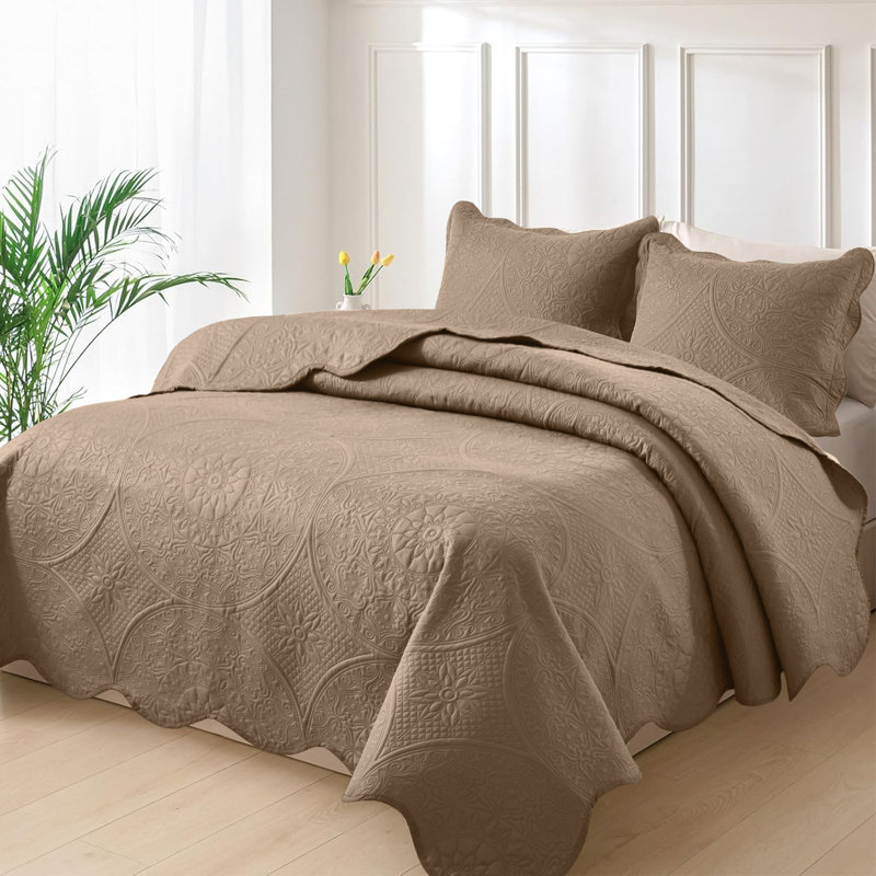 Ensemble de couvre-lit à motif floral en relief - Literie douce en microfibre légère avec taies décoratives, Beige