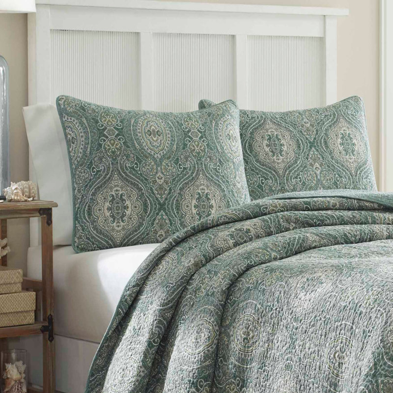 Turtle Cove Reversible Quilt Set, Lagoon Green, King Quilt + 2 King Shams