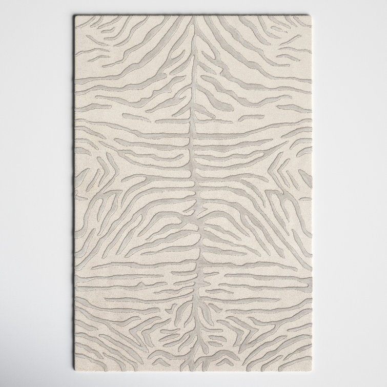 Carmen Animal Print Handmade Tufted Wool Gray/Beige Area Rug