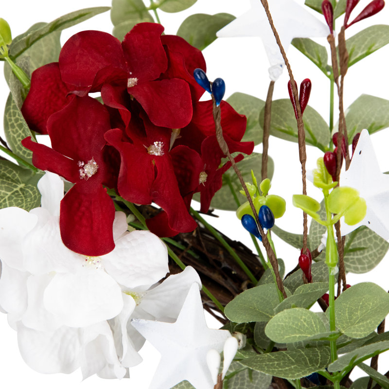 Couronne artificielle rouge, blanche, bleue, hortensia et eucalyptus