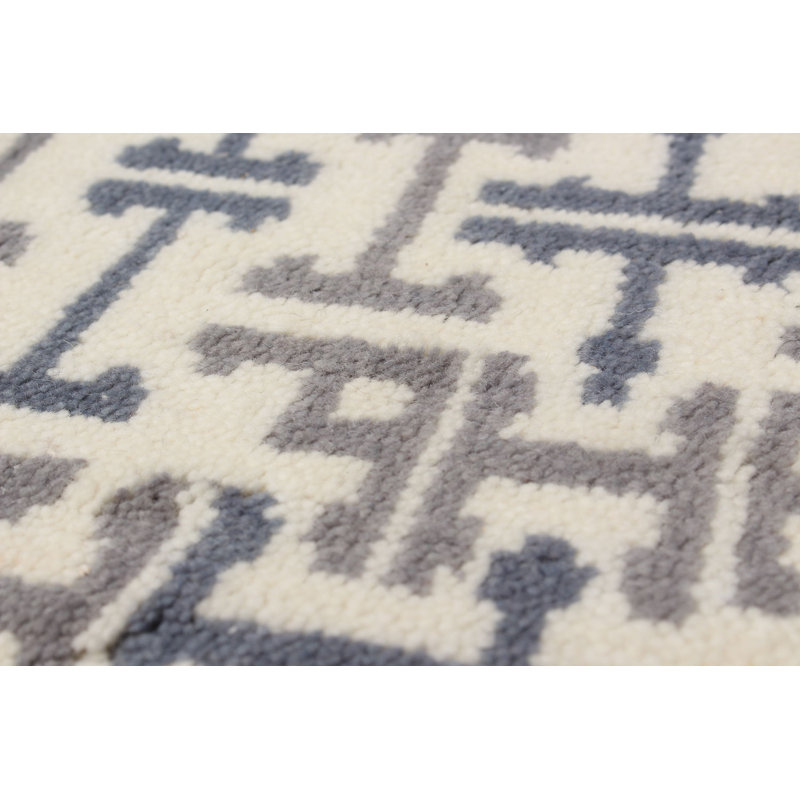 Tapis unique en laine noué à la main gris clair de 5 pi 1 po x 7 pi 11 po Theodora